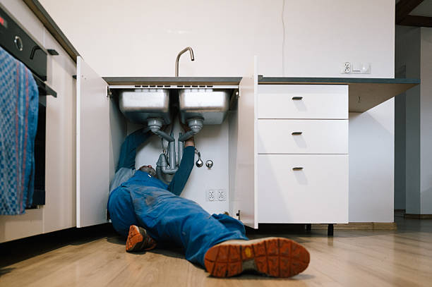 Professional Emergency Plumber technician working in Nicholson, MS